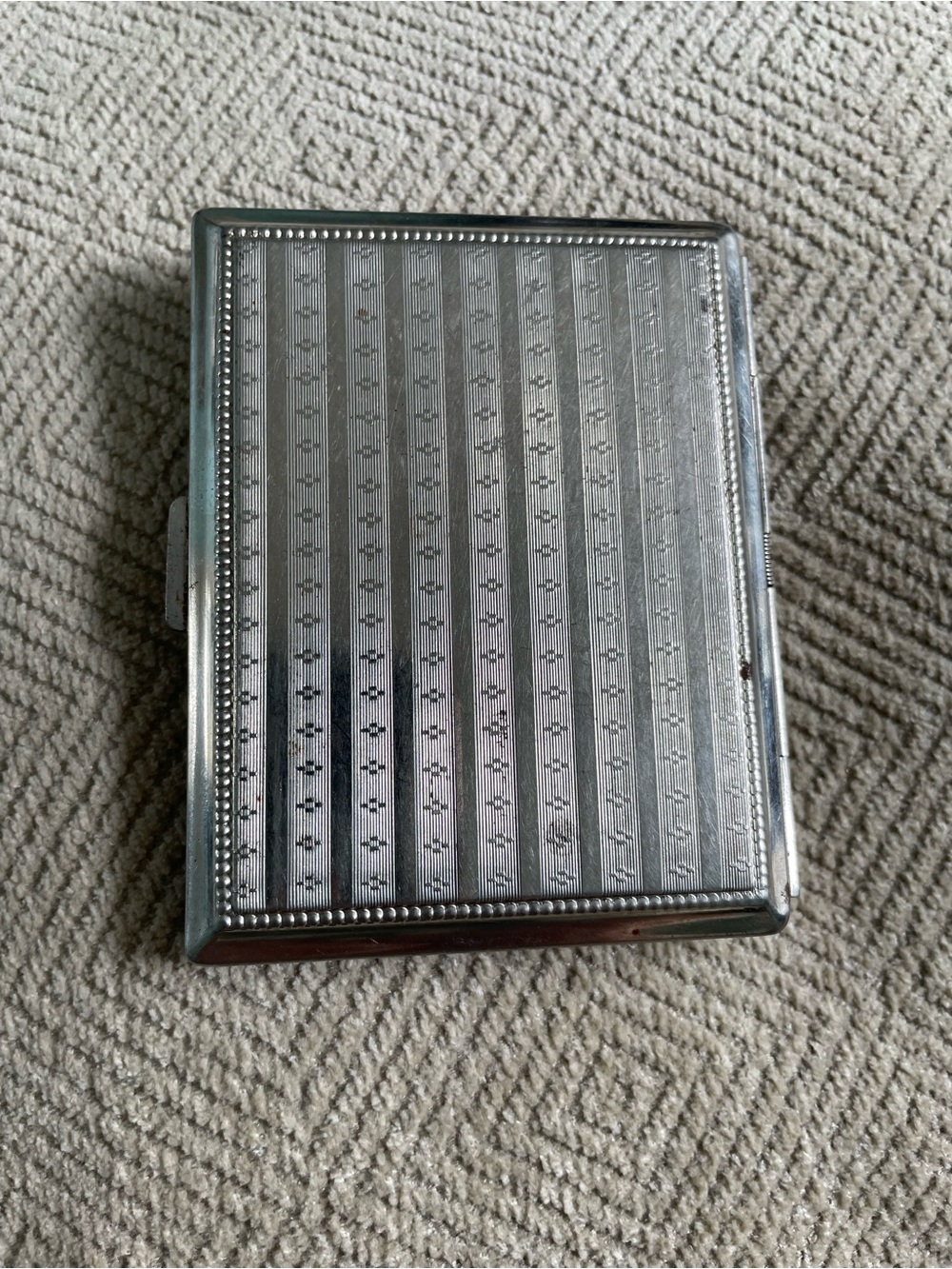 Art Deco Vintage Cigarette Case - Picture 2 of 8